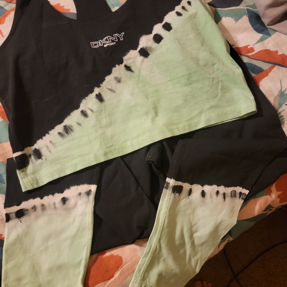 DKNY Workout Set